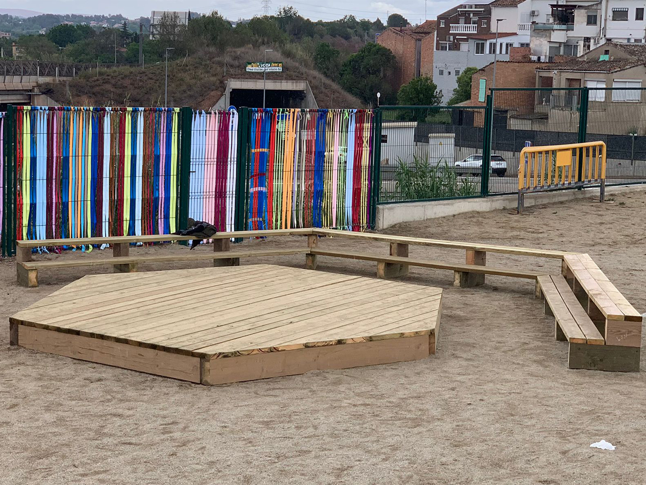 Coeducational playgrounds at Les Bases School, Manresa